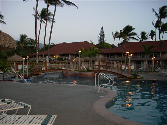 Maui Kaanapali Villas - Main Pool Evening